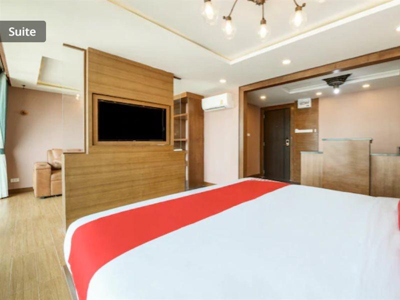Super Oyo 458 Nakorn Siam Boutique Hotel Pattaya Luaran gambar